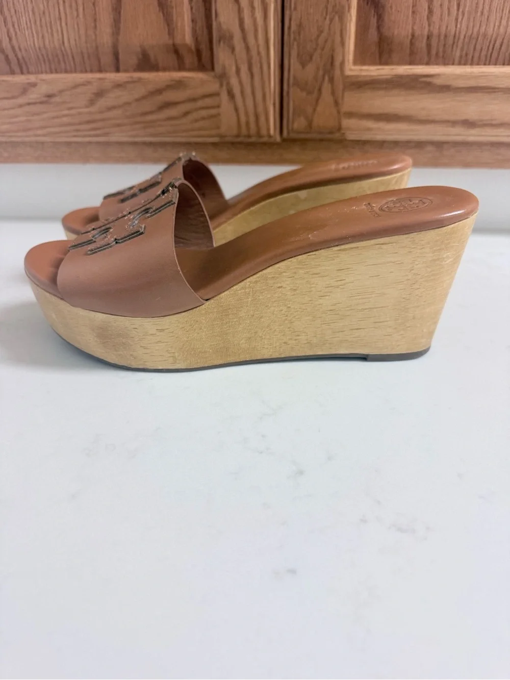 Tory Burch Cognac Leather Slide Platform Sandals with Logo Cutout